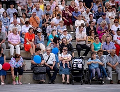 По Благовещенску прошел «Парад семей»