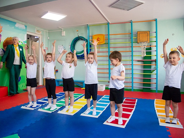 Полтысячи малышей до 3 лет готовы принять в детсадах Благовещенска. Опубликован их список