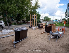 Двор на улице Пограничной в Благовещенске обзаведется детской площадкой с игровыми комплексами