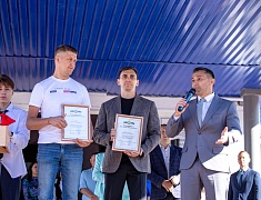 В школах Благовещенска прошли торжественные линейки