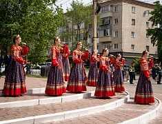 В Благовещенске прошли торжественные церемонии у памятников основателям города