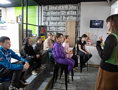 В библиотеке «Дом семьи» прошло увлекательное занятие, посвящённое Дню космонавтики