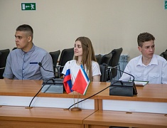 В Благовещенске назвали лучших учеников года