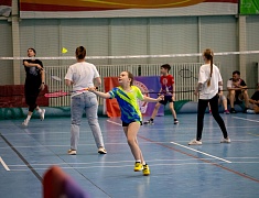 В честь Года семьи в Благовещенске провели семейный бадминтон