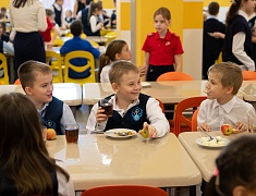 Питание в благовещенских школах 