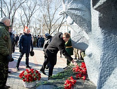 В Благовещенске почтили память воинов-интернационалистов