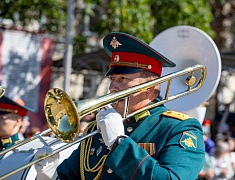 Благовещенские курсанты приняли воинскую присягу на плацу ДВОКУ