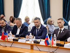 Мэр Благовещенска Олег Имамеев подвел итоги работы администрации за 2023 год