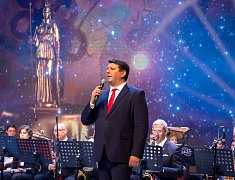 В Благовещенске вручили премию имени Леонида Завальнюка