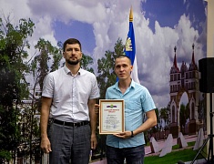 Накануне Дня работника торговли в Благовещенске чествовали руководителей, продавцов, менеджеров и официантов