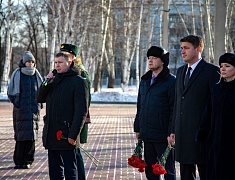 Мемориальную доску в память о герое СВО открыли в школе №10 Благовещенска