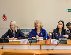 Эффективность распоряжения земельными участками, освободившимися после сноса ветхого и аварийного жилого фонда, обсудили на совещании при мэре Благовещенска