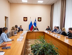 Встреча мэра Благовещенска с активистами "Движение первых"