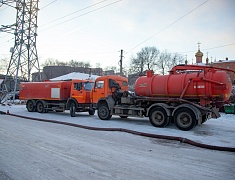 Рабочий выезд мэра по нарушению работы коллектора по Пушкина, 110