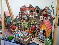 В Благовещенске впервые прошел Бал кукол