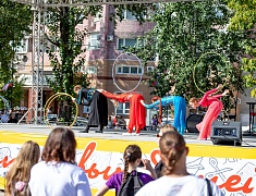 В Благовещенске прошёл семейный праздник «Город счастливых детей»