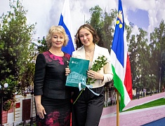  В Благовещенске чествовали работников бытового обслуживания населения