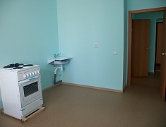 Дмитрий Гумиров вручил ключи от благоустроенных квартир первым новосёлам 