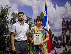 Накануне Дня работника торговли в Благовещенске чествовали руководителей, продавцов, менеджеров и официантов