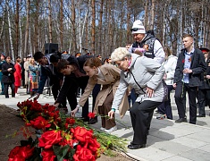 В Благовещенске почтили память погибших в Великой Отечественной войне