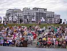 По Благовещенску прошел «Парад семей»