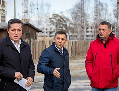 Мэр Благовещенска Олег Имамеев провел рабочее совещание по строительству участка Конной от новой набережной до Пушкина