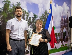 Накануне Дня работника торговли в Благовещенске чествовали руководителей, продавцов, менеджеров и официантов