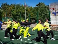 В селе Садовом Благовещенска открыли современную спортивную площадку