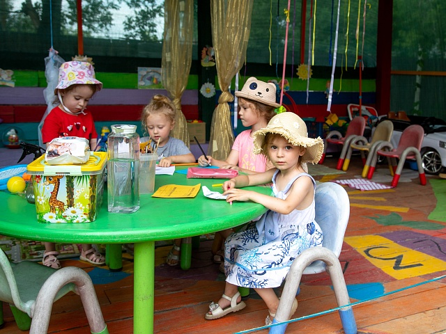 В Благовещенске к озеленению и благоустройству города присоединилось 9 корпусов прогимназии