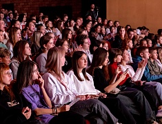 Елизавета Долженкова представила программу «Я люблю тебя, Россия»