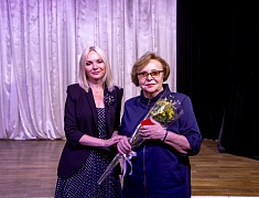 Знаки «50 лет Байкало-Амурской магистрали» вручили благовещенцам