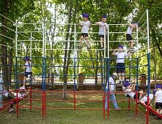 «Зарница» в детском саду: малыши прошли испытания на дружбу и смекалку