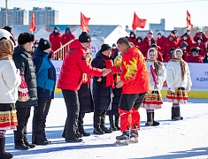 Соревнования по хоккею в рамках Международного российско-китайского фестиваля зимних видов спорта