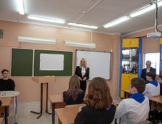 К проекту «Киноуроки в школах России» продолжают присоединяться благовещенские школы