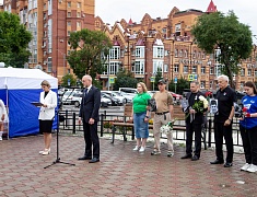 Больше 100 благовещенцев почтили память детей-жертв войны в Донбассе