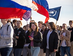  В Благовещенске прошел общегородской «Парад студенчества»