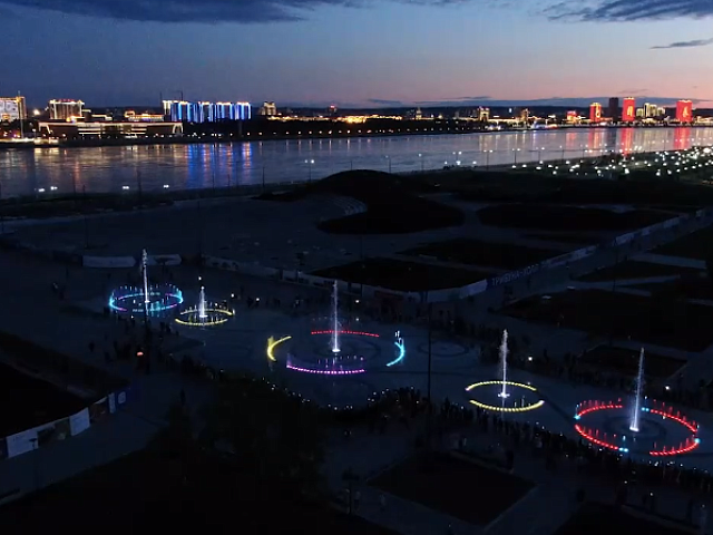 В Благовещенске на время отключили новые фонтаны 