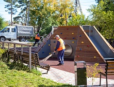 Выездное совещание мэра по содержанию общественной территории в селе Плодопитомник