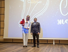 Мэр Благовещенска Олег Имамеев поздравил энергетиков с профессиональным праздником