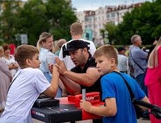 Концерт в поддержку военнослужащих СВО прошёл в Благовещенске