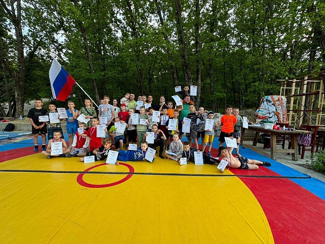 Арсен Чихтисов: «Впечатления от поездки и полученный заряд энергии послужат успешному развитию наших ребят в борьбе»