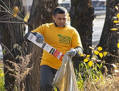 В рамках акции «Город берегу» большой субботник прошел на улице Чайковского