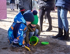В Благовещенске открыли ещё 3 обновлённые детские площадки