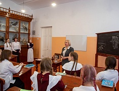 В Алексеевской гимназии открыли исторический кабинет биологии