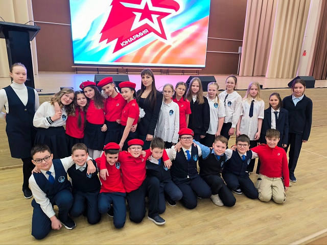 «Каждый день в школе уникален и полон неожиданностей. Это невероятное чувство видеть, как ученики преодолевают трудности, растут и достигают успехов, благодаря моему вкладу в их развитие»