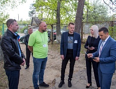 Мэр города Олег Имамеев проконтролировал ремонтные работы Дома культуры в селе Садовом