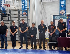 Памятный турнир по вольной борьбе в Благовещенске объединил спортсменов из семи регионов Дальнего Востока