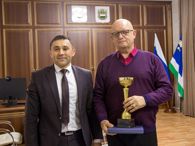 Наставником декабря в Благовещенске стал Евгений Пушкарев 