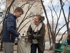 Общегородской субботник "Город берегу"