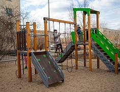 Торжественное открытие обновленного двора на ДОС, 18